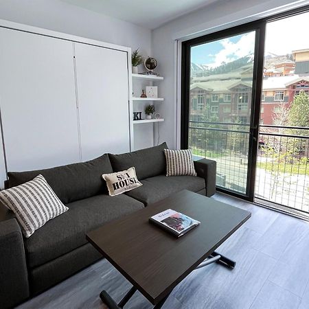 Slope Side Studio In The Heart Of Canyons Village With Heated Pool & Hot Tub! 파크 시티 외부 사진