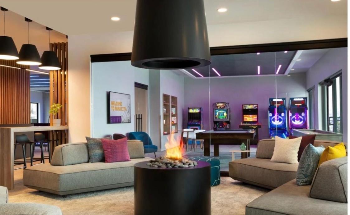Slope Side Studio In The Heart Of Canyons Village With Heated Pool & Hot Tub! 파크 시티 외부 사진