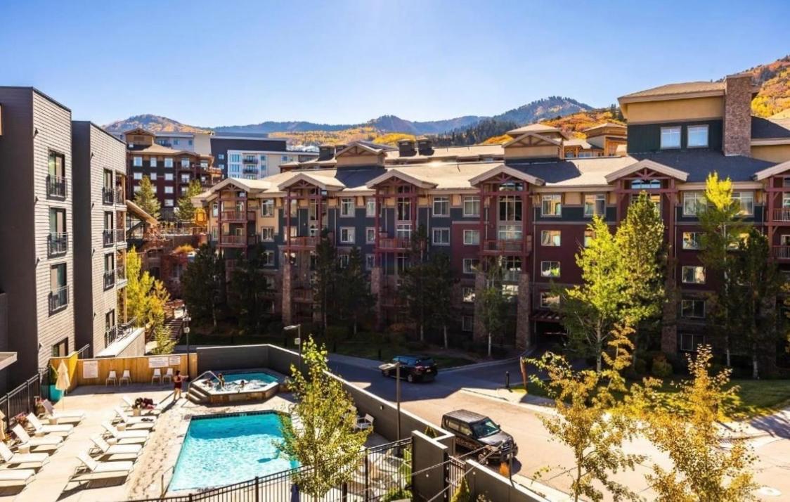 Slope Side Studio In The Heart Of Canyons Village With Heated Pool & Hot Tub! 파크 시티 외부 사진